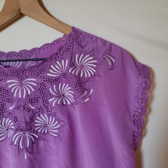 Vintage embroidered blouse - Picture 6 of 7